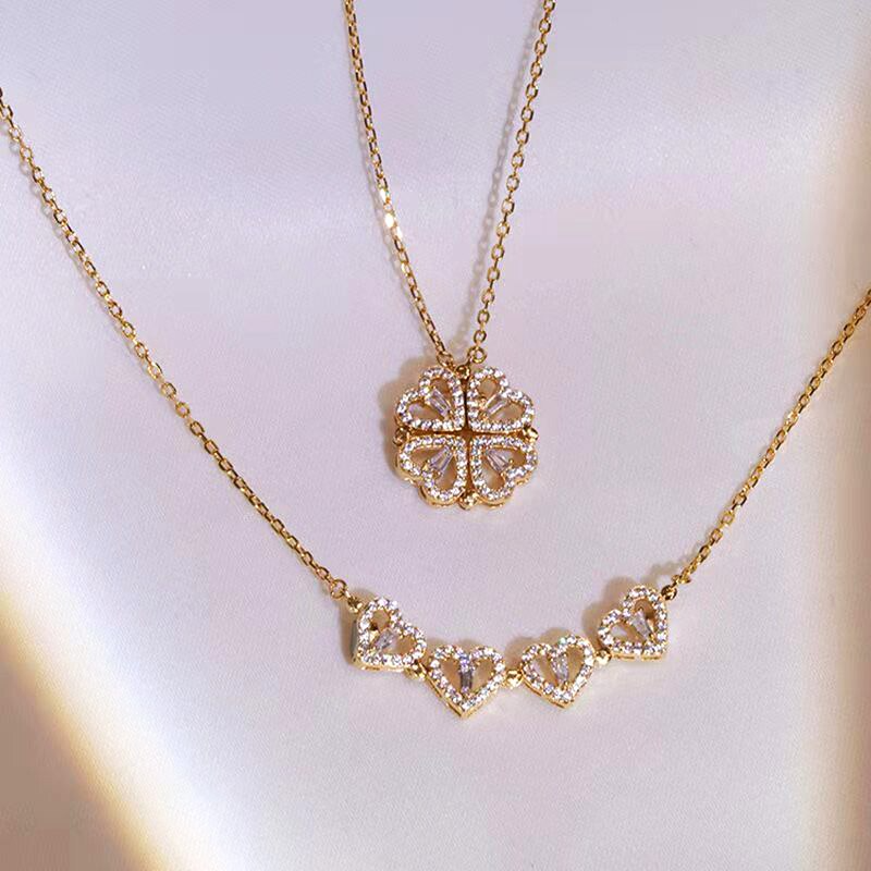 Collar con  Trébol de cuatro corazones + Caja de Rosa